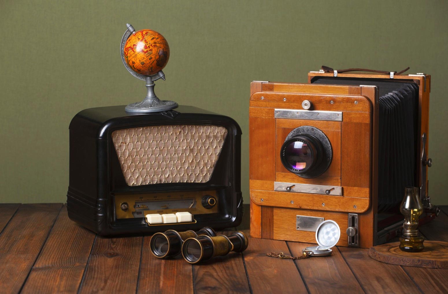 imag-footr-1 Image Vintage Items